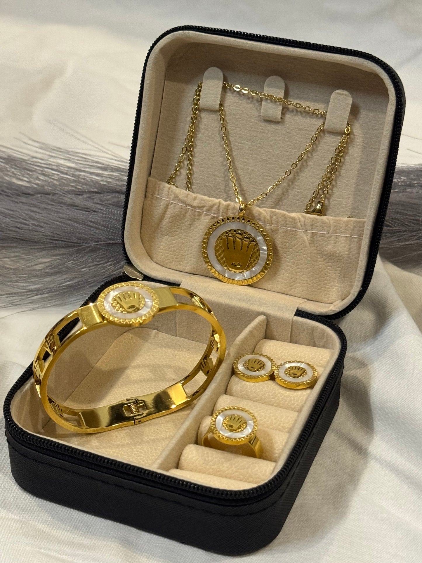 Golden and white crown set - shine with royal grace